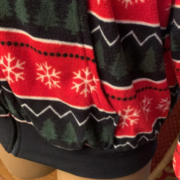 Christmas Men’s Fleece Christmas Hoodie Sweatshirt Snow Flakes Trees NEW M/L - Picture 3 of 6